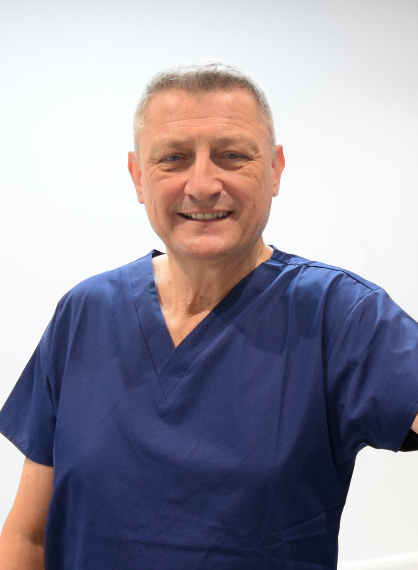 Dr Gareth Rhidian